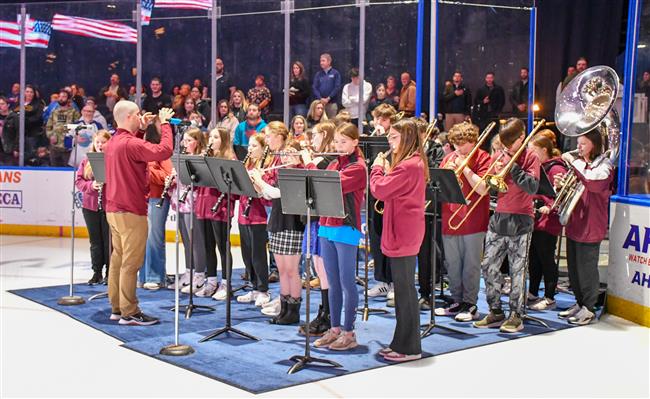  CSMS band at Syracuse Crunch game